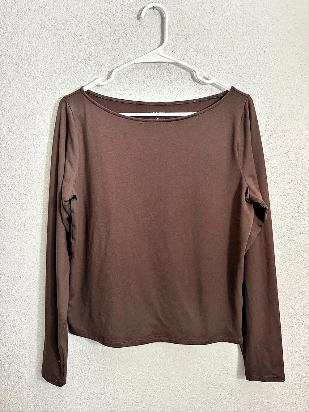 Hollister Long-Sleeve Smooth Seamless Fabric Slash-Neck Top Slash-Neck Top Brown